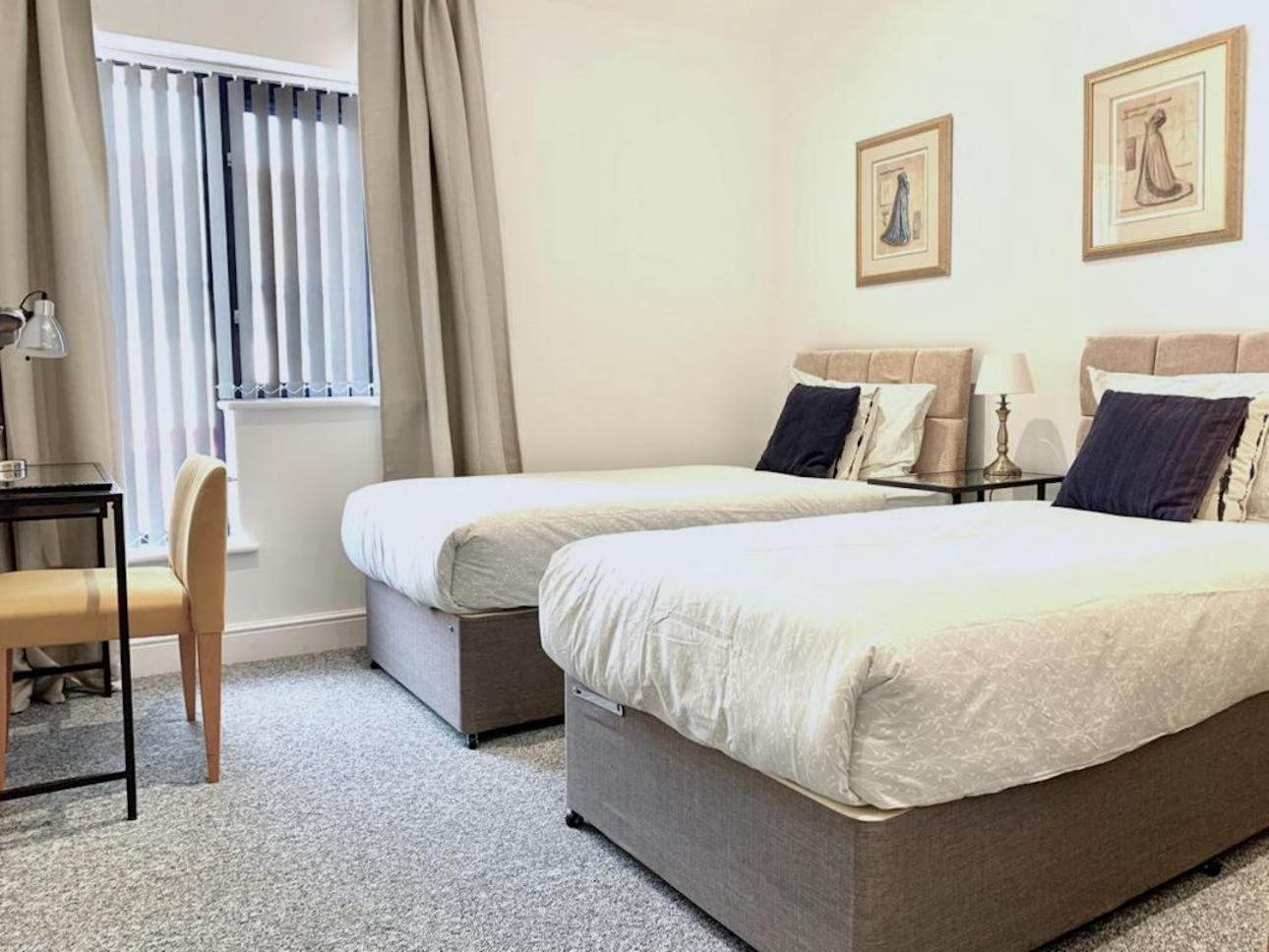 AAA STAY UK LTD Premium Apartment Thatcham Zimmer foto